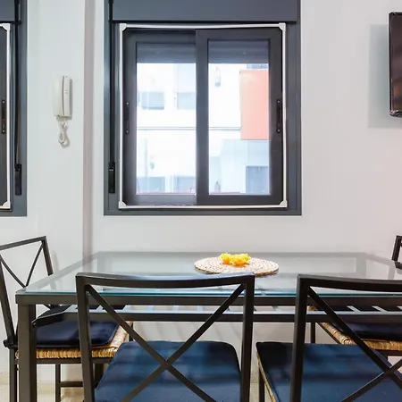 Puerta San Felix Free Parking By Cadiz4rentals קדיז