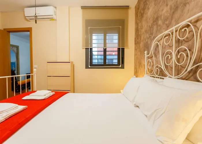 Puerta San Felix Free Parking By Cadiz4rentals Cadice